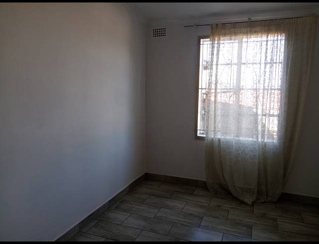 5 BEDROOM HOUSE FOR SALE IN NORTHDALE